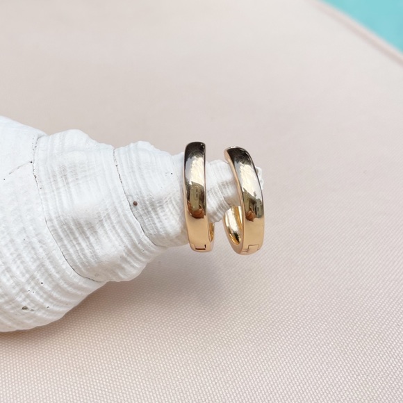 Welcome to Pretty Bird ✨🌹 - Picture 15 of 15